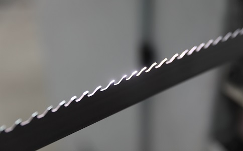 石家庄双金属带锯条产生切削噪音的原因具体有哪些？